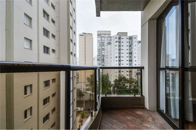 Imagem Imóvel com 3 Quartos à Venda,  em Campo Belo - São Paulo