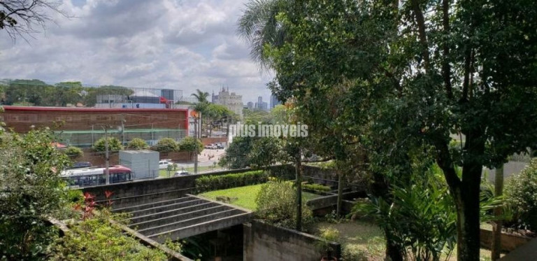 Imagem Casa com 5 Quartos à Venda, 396 m² em Cidade Jardim - São Paulo Imagem Casa com 5 Quartos à Venda, 396 m² em Cidade Jardim - São Paulo