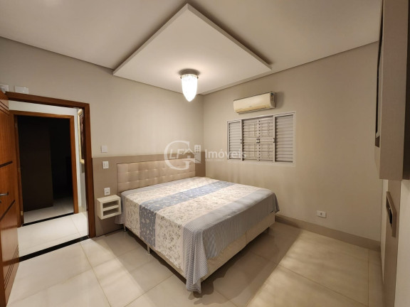 Imagem Casa com 3 Quartos à Venda, 260 m² em Amambaí - Campo Grande