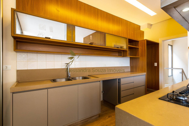 Imagem Casa com 4 Quartos à Venda, 571 m² em Centro Comercial Jubran - Barueri Imagem Casa com 4 Quartos à Venda, 571 m² em Centro Comercial Jubran - Barueri