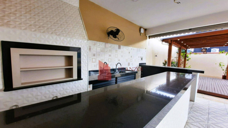 Imagem Sobrado com 4 Quartos à Venda, 350 m² em Dom Bosco - Itajaí Imagem Sobrado com 4 Quartos à Venda, 350 m² em Dom Bosco - Itajaí
