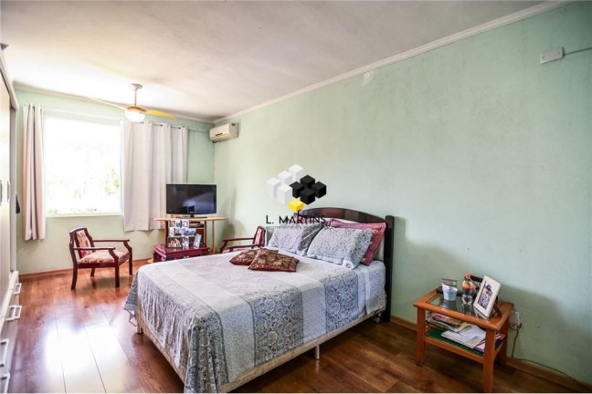 Imagem Casa com 2 Quartos à Venda, 149 m² em Passo Da Areia - Porto Alegre Imagem Casa com 2 Quartos à Venda, 149 m² em Passo Da Areia - Porto Alegre