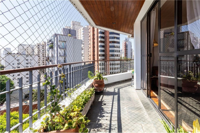 Imagem Apartamento com 4 Quartos à Venda, 217 m² em Moema - São Paulo Imagem Apartamento com 4 Quartos à Venda, 217 m² em Moema - São Paulo