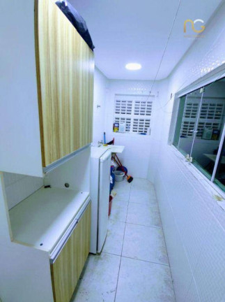 Imagem Sobrado com 3 Quartos à Venda, 451 m² em Boqueirão - Praia Grande Imagem Sobrado com 3 Quartos à Venda, 451 m² em Boqueirão - Praia Grande