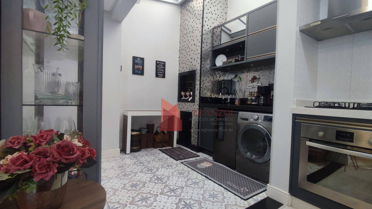 Imagem Sobrado com 2 Quartos à Venda, 80 m² em São João - Itajaí Imagem Sobrado com 2 Quartos à Venda, 80 m² em São João - Itajaí