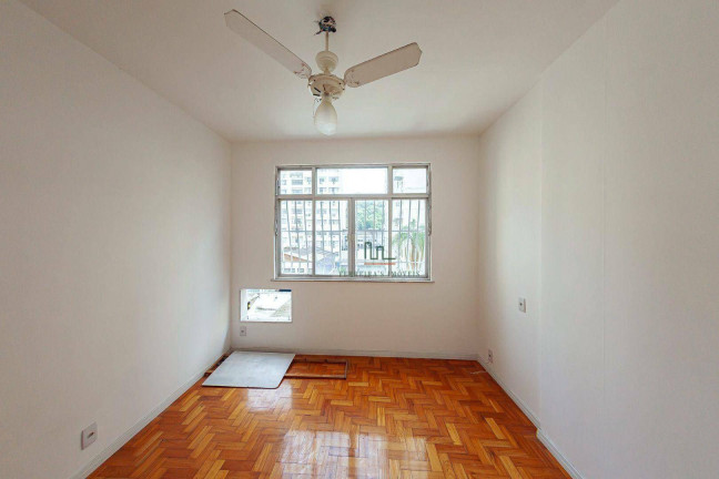 Imagem Apartamento com 2 Quartos à Venda, 85 m² em Icaraí - Niterói Imagem Apartamento com 2 Quartos à Venda, 85 m² em Icaraí - Niterói