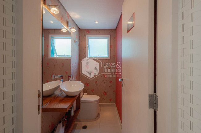 Imagem Casa com 5 Quartos à Venda, 370 m² em Vila Irmãos Arnoni - São Paulo Imagem Casa com 5 Quartos à Venda, 370 m² em Vila Irmãos Arnoni - São Paulo