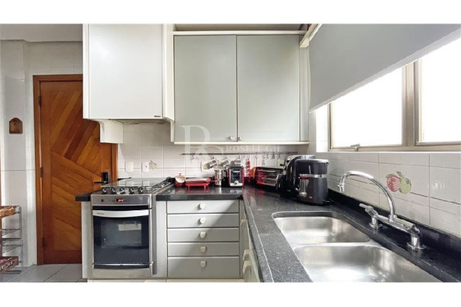 Imagem Apartamento com 3 Quartos à Venda, 210 m² em Bela Vista - Porto Alegre Imagem Apartamento com 3 Quartos à Venda, 210 m² em Bela Vista - Porto Alegre