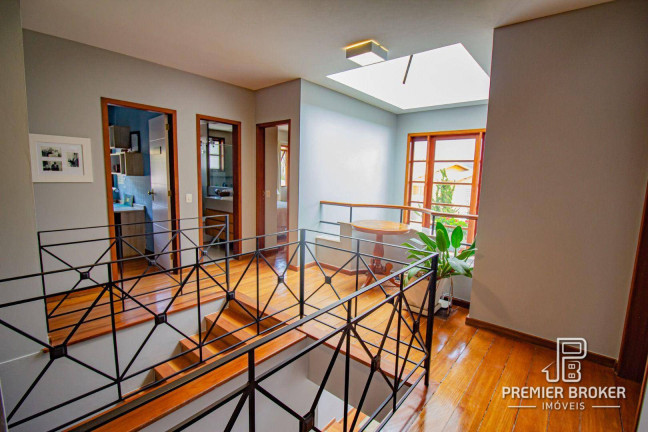 Imagem Casa com 5 Quartos à Venda, 430 m² em Golfe - Teresópolis