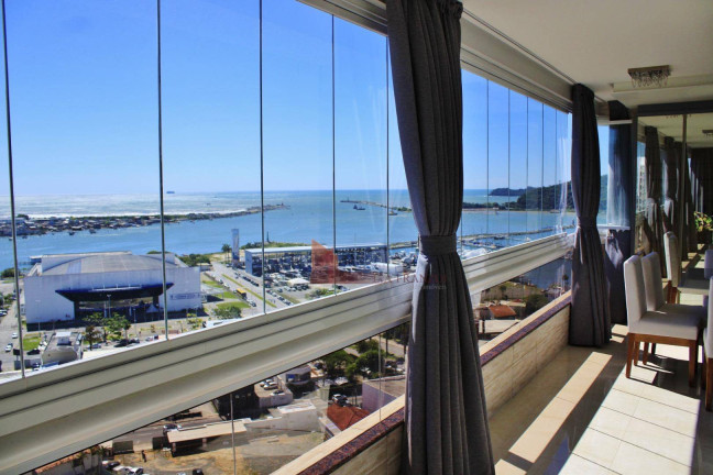 Apartamento com 4 Quartos à Venda, 296 m² em Centro - Itajaí