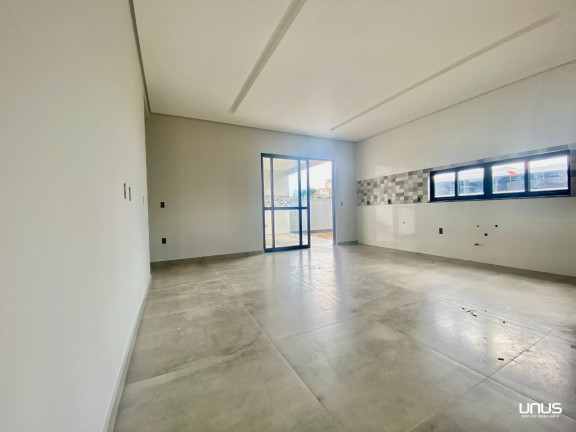 Imagem Casa com 3 Quartos à Venda, 386 m² em São Sebastião - Palhoça