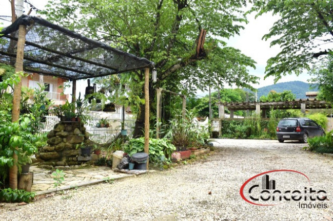 Imagem Casa com 9 Quartos à Venda, 420 m² em Jardim Samambaia - Ubatuba