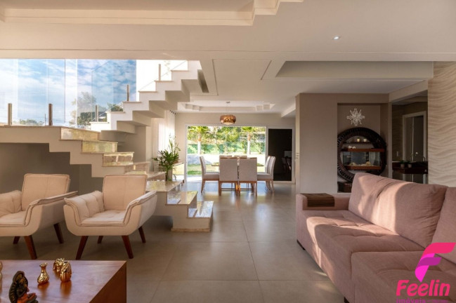 Casa de Condomínio com 3 Quartos à Venda, 375 m² em São João Do Rio Vermelho - Florianópolis