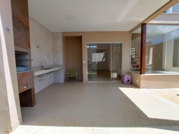 Imagem Casa com 4 Quartos à Venda, 200 m² em Lundceia - Lagoa Santa Imagem Casa com 4 Quartos à Venda, 200 m² em Lundceia - Lagoa Santa
