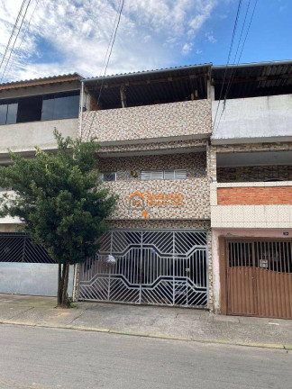 Sobrado com 7 Quartos à Venda, 250 m² em Jardim Presidente Dutra - Guarulhos
