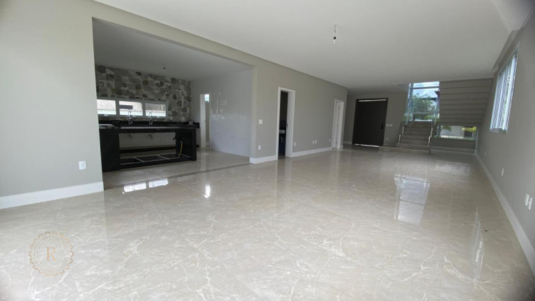 Imagem Casa de Condomínio com 4 Quartos à Venda, 306 m² em Serra