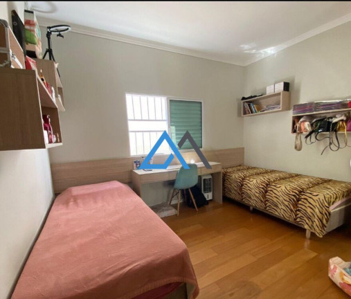 Imagem Sobrado com 3 Quartos à Venda, 200 m² em Laranjeiras - Caieiras