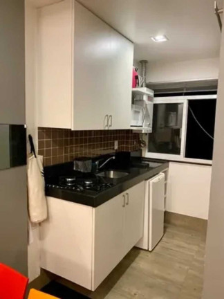 Imagem Apartamento com 2 Quartos à Venda, 65 m² em Copacabana - Rio De Janeiro Imagem Apartamento com 2 Quartos à Venda, 65 m² em Copacabana - Rio De Janeiro