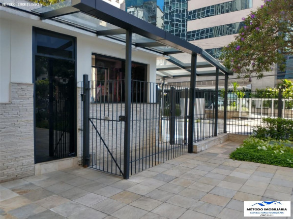 Imagem Apartamento com 3 Quartos à Venda, 130 m² em Jardim Paulista