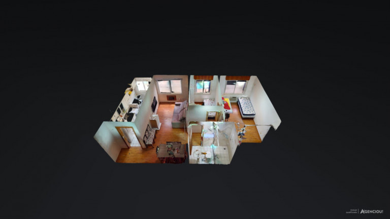 Imagem Imóvel com 2 Quartos à Venda, 65 m² em Cidade Baixa - Porto Alegre Imagem Imóvel com 2 Quartos à Venda, 65 m² em Cidade Baixa - Porto Alegre