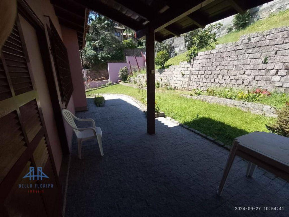 Imagem Casa com 5 Quartos à Venda, 328 m² em Córrego Grande - Florianópolis Imagem Casa com 5 Quartos à Venda, 328 m² em Córrego Grande - Florianópolis
