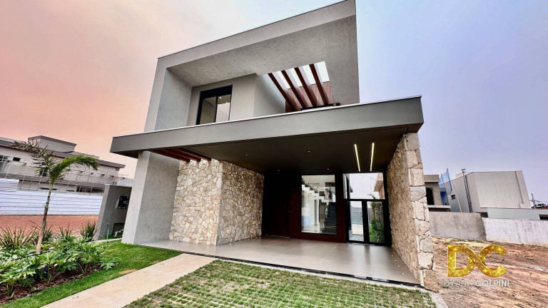 Casa de Condomínio com 4 Quartos à Venda, 216 m² em Morada Dos Nobres - Cuiabá