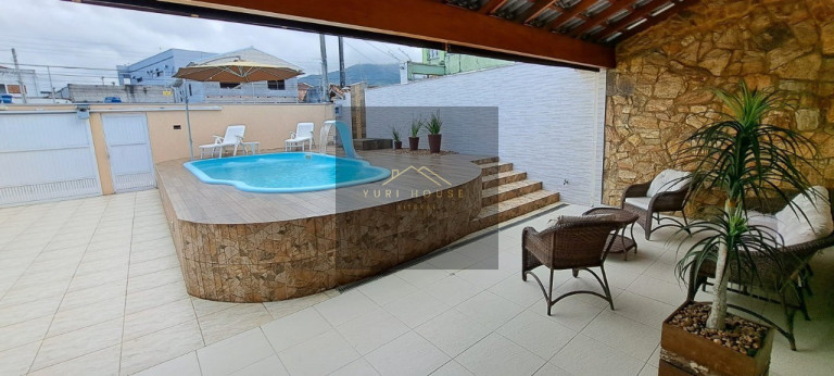 Casa com 3 Quartos à Venda, 246 m² em Indaiá - Caraguatatuba