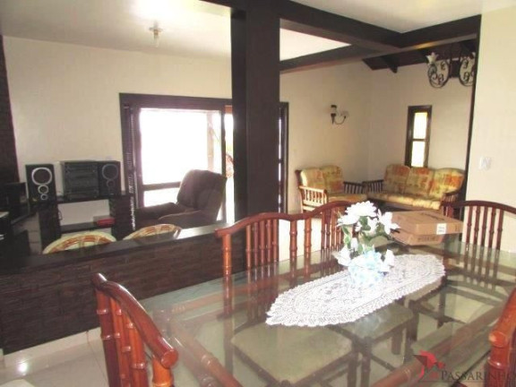 Imagem Casa com 4 Quartos à Venda, 260 m² em Igra Norte - Torres