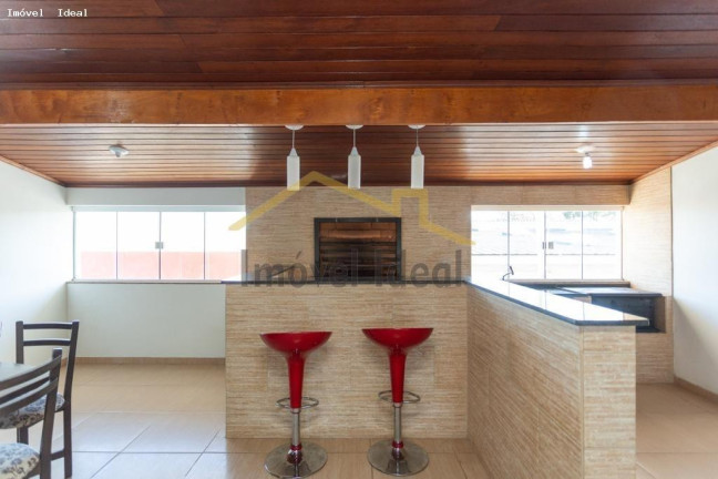 Imagem Casa com 4 Quartos à Venda, 210 m² em Campo Comprido - Curitiba