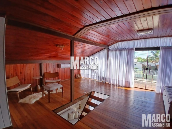 Imagem Casa com 4 Quartos à Venda, 360 m² em Pinheiros - Balneário Barra Do Sul