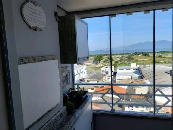 Apartamento com 2 Quartos à Venda, 70 m² em Carvoeira - Florianópolis