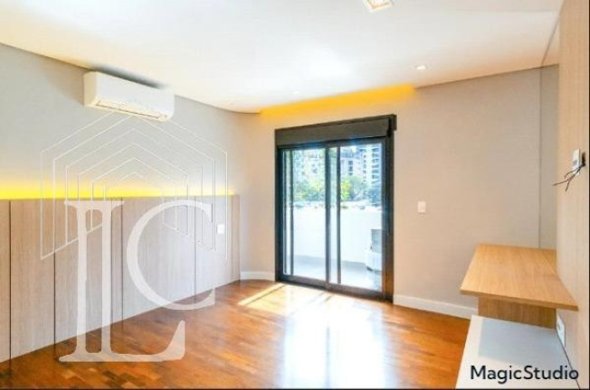 Imagem Apartamento com 3 Quartos à Venda, 197 m² em Itaim Bibi - São Paulo