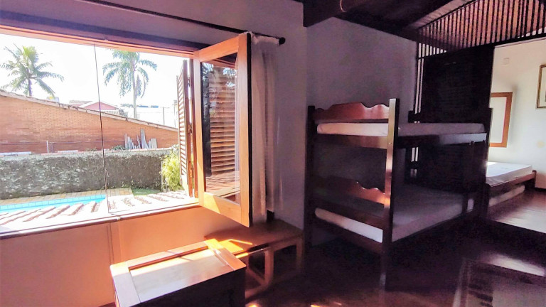 Imagem Casa com 4 Quartos à Venda, 460 m² em Praia Grande - Ubatuba