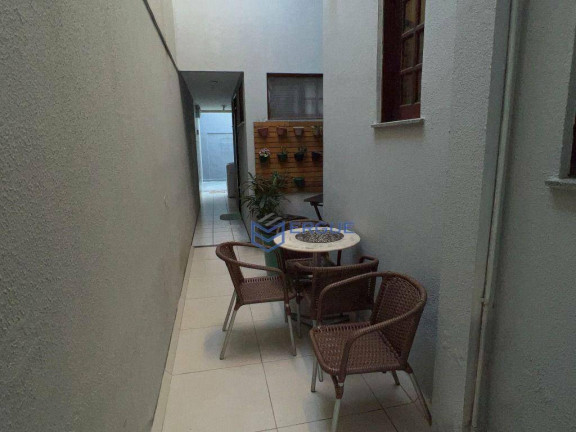 Imagem Casa com 4 Quartos à Venda, 161 m² em Cidade Dos Funcionários - Fortaleza Imagem Casa com 4 Quartos à Venda, 161 m² em Cidade Dos Funcionários - Fortaleza