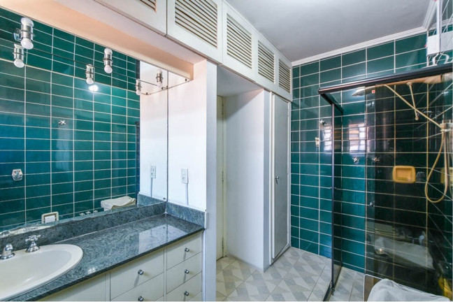 Imagem Casa com 3 Quartos à Venda, 330 m² em Planalto Paulista - São Paulo Imagem Casa com 3 Quartos à Venda, 330 m² em Planalto Paulista - São Paulo