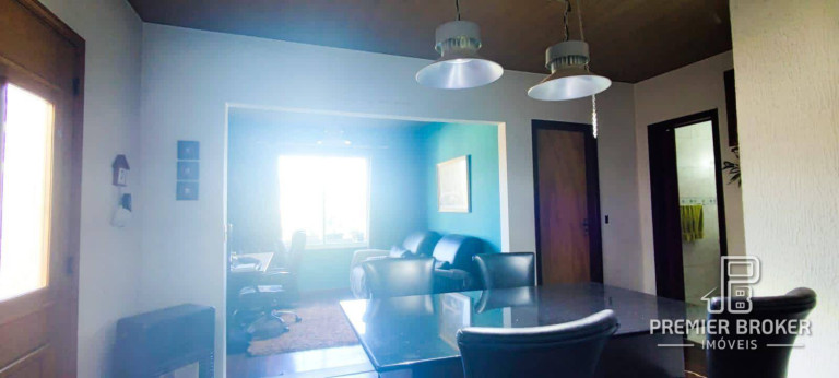 Imagem Casa com 4 Quartos à Venda, 145 m² em Artistas - Teresópolis