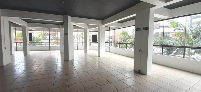 Imagem Sala Comercial à Venda, 382 m² em Centro - Torres
