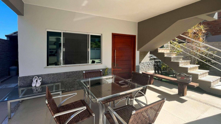 Imagem Casa com 5 Quartos à Venda, 220 m² em Itaipu - Niterói Imagem Casa com 5 Quartos à Venda, 220 m² em Itaipu - Niterói