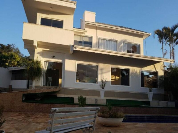 Imagem Sobrado com 5 Quartos à Venda, 720 m² em Centro - Pouso Alegre