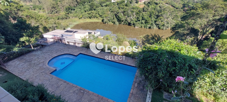 Imóvel com 3 Quartos à Venda, 400 m² em Vale Santa Fé - Vinhedo