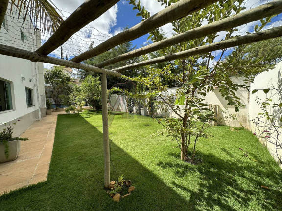 Imagem Casa com 4 Quartos à Venda, 360 m² em Ibituruna - Montes Claros Imagem Casa com 4 Quartos à Venda, 360 m² em Ibituruna - Montes Claros