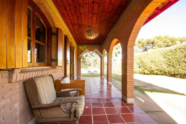 Imagem Casa com 3 Quartos à Venda, 192 m² em Vila Siomara - Campos Do Jordão Imagem Casa com 3 Quartos à Venda, 192 m² em Vila Siomara - Campos Do Jordão