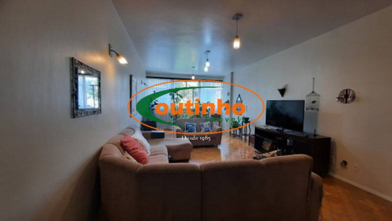 Imagem Apartamento com 4 Quartos à Venda, 180 m² em Vila Isabel - Rio De Janeiro Imagem Apartamento com 4 Quartos à Venda, 180 m² em Vila Isabel - Rio De Janeiro