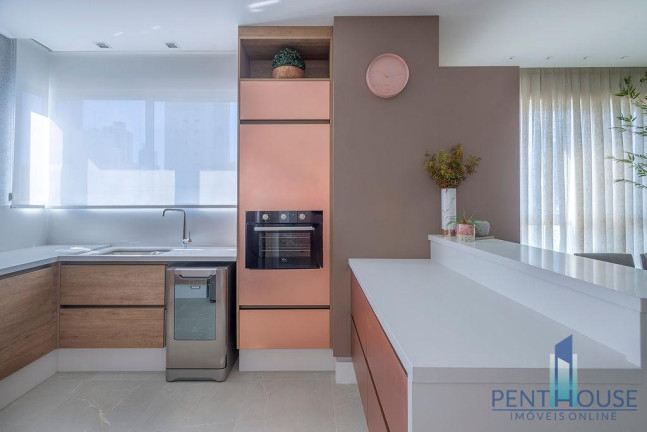Imagem Apartamento com 4 Quartos à Venda, 143 m² em Centro - Balneário Camboriú Imagem Apartamento com 4 Quartos à Venda, 143 m² em Centro - Balneário Camboriú