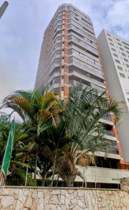 Imóvel com 4 Quartos à Venda, 129 m² em Cambuí - Campinas