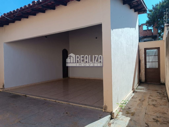Imagem Casa com 3 Quartos à Venda, 300 m² em Vila Alvorada - Uberaba