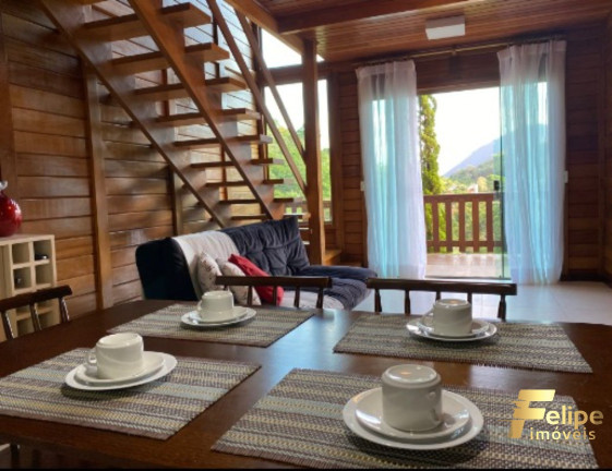 Imagem Casa com 8 Quartos à Venda, 300 m² em Buenos Aires - Guarapari