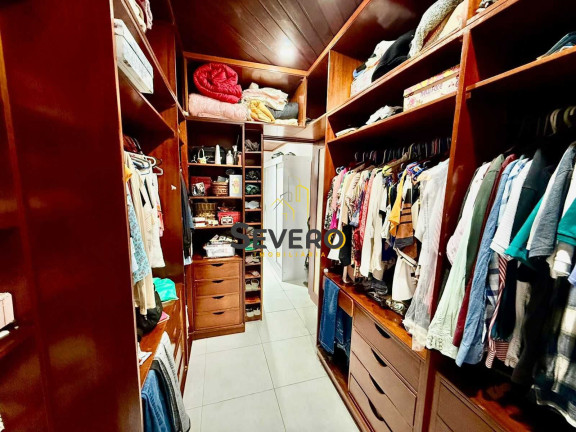 Imagem Casa com 4 Quartos à Venda, 415 m² em Piratininga - Niterói