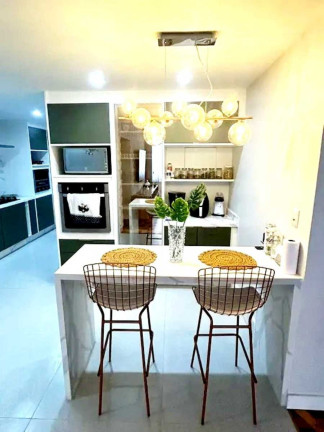 Imagem Apartamento com 3 Quartos à Venda, 134 m² em Copacabana - Rio De Janeiro