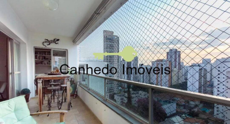 Imagem Apartamento com 4 Quartos à Venda, 240 m² em Moema - São Paulo